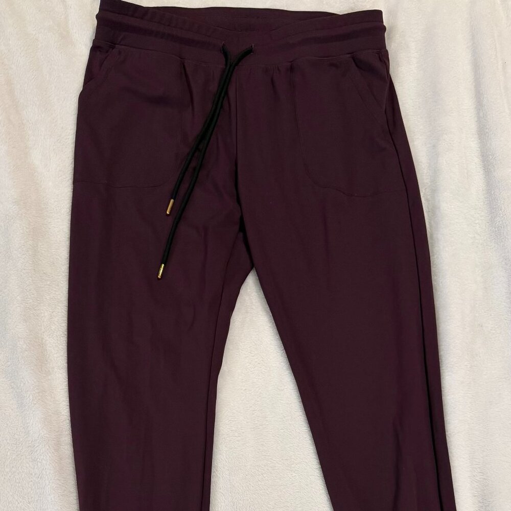 Zyia Active Womens Plum Everywhere Zipper Joggers Tapered Athletic Pants Size M